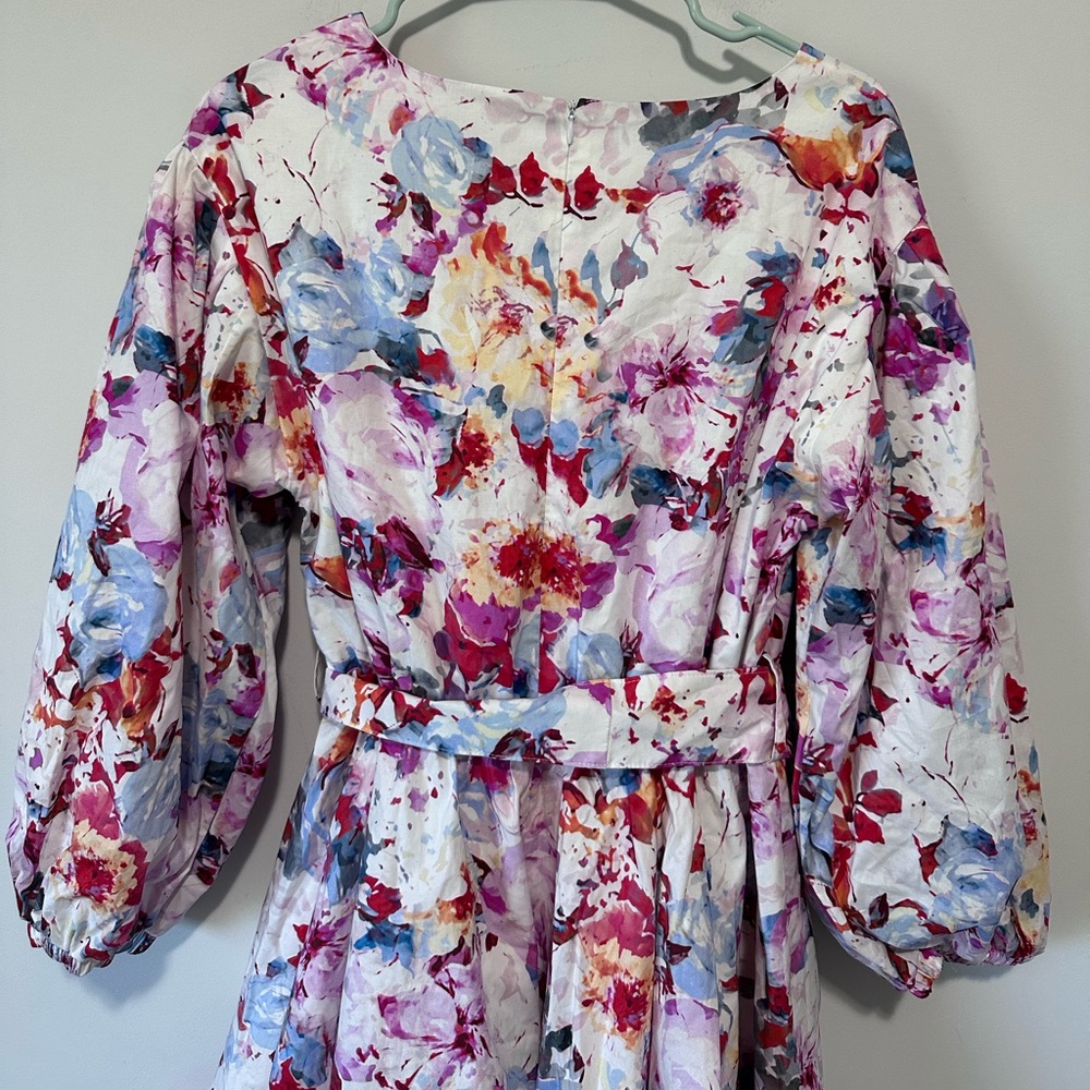 The Andamane Doina Abstract Floral Long Sleeve Dress - Picture 4 of 7